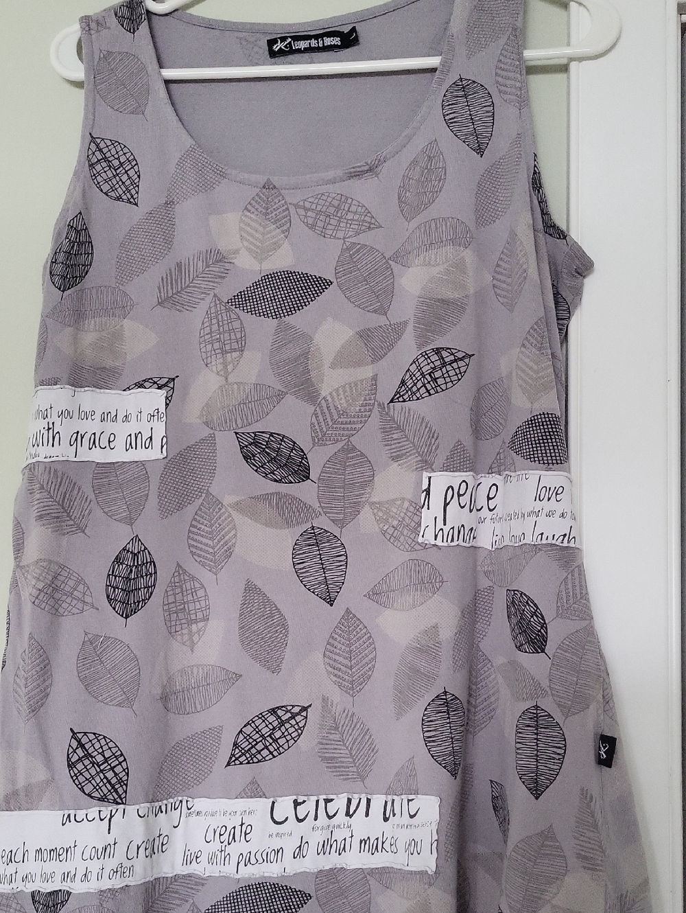 Grey Leaf Print Scoop Neck Tank Top - Comfort Colors